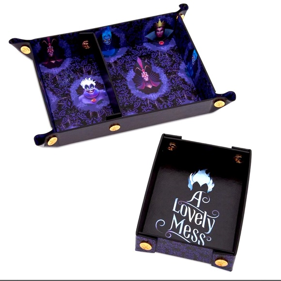 NWT. Disney Trinket Tray - Villains - 2-piece valet faux leather tray set - Picture 1 of 10